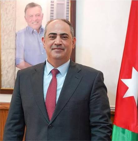 المومني يكتب : عن الملك ..