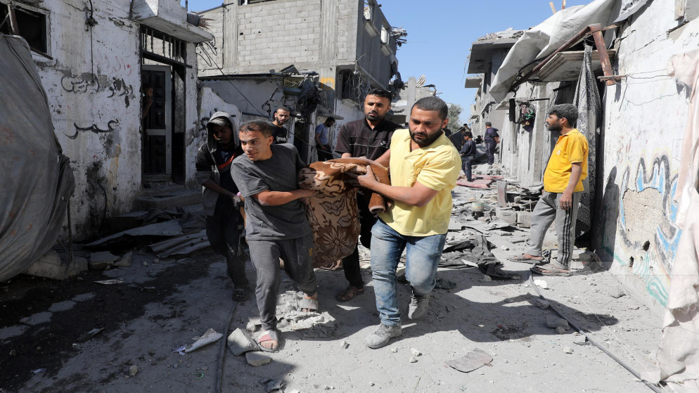 غزة تفقد 8 شهداء بقصف إسرائيلي على شارع صلاح الدين