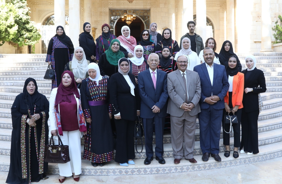 العيسوي: الملك يكرس جهوده لوقف العدوان الإسرائيلي على غزة وضمان إيصال المساعدات للأشقاء