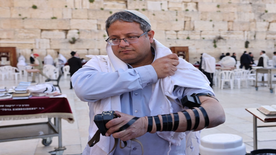 بن غفير يدعو لقصف مخازن الغذاء ومولدات الكهرباء في غزة