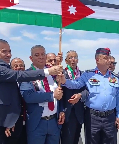 #عاجل..مجلس محافظة البلقاء ينظم فعالية تاريخية لرفع العلم الأردني ويجسد وحدة الوطن