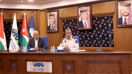 عاجل…لجنة مشتركة لدراسة أسعار الخدمات المقدمة في جمرك الماضونة