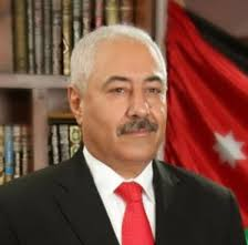 محمد داودية يكتب : الحاخام يبطش بالمرشد !!