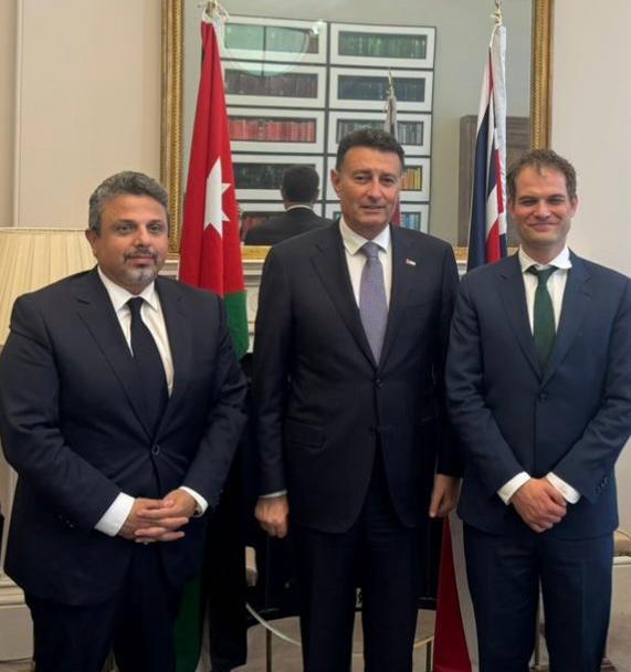 الصفدي يلتقي رؤساء لجان الخارجية والدفاع في العموم البريطاني والمبعوث التجاري للأردن ووزير شؤون الشرق الأوسط