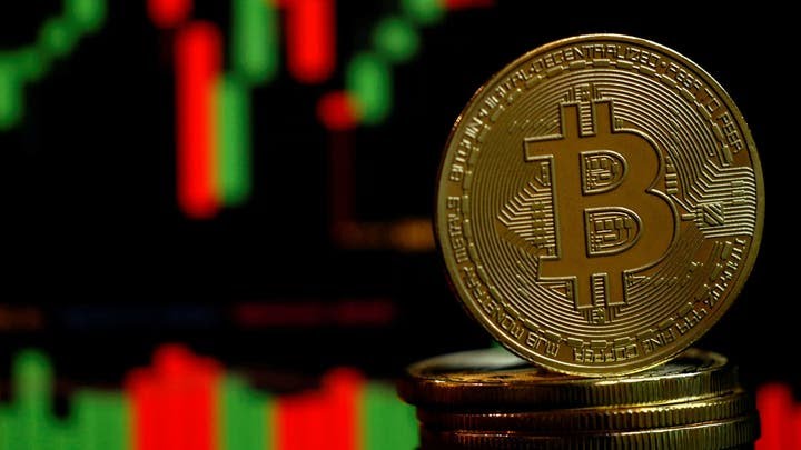 بيتكوين تتجاوز 111 ألف دولار لأول مرة في تاريخها