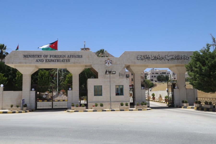 الأردن يدين بشدة قصف كنيسة دير اللاتين في غزة ويطالب بتحرك دولي فوري لوقف العدوان