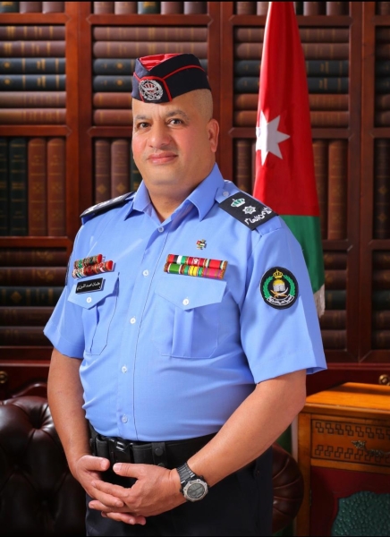 المقدم عثمان بيك اللوزي... مبروك الترفيع 