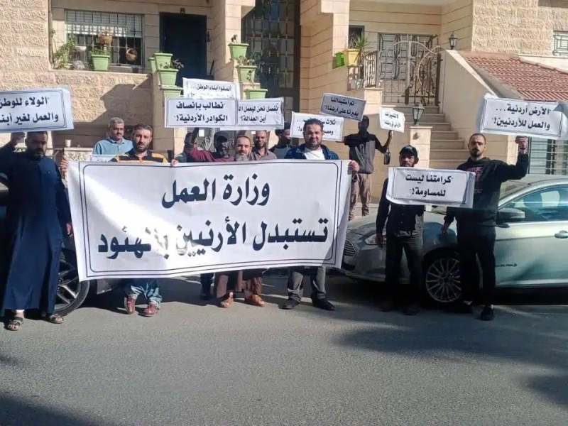 بعد أسبوع من اعتصام فنيي العطارات… وعود 