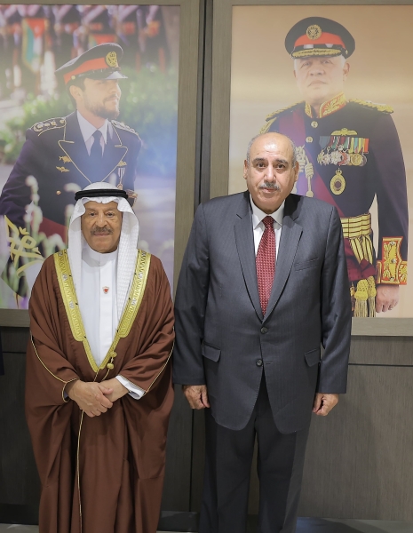 القاضي يلتقي رئيس مجلس الشورى البحريني