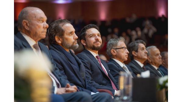 ولي العهد يكرم الفائزين بجائزة الحسين بن عبدالله الثاني للعمل التطوعي في دورتها الثالثة