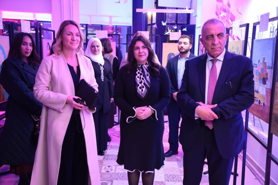 وزير الثقافة يفتتح معرض 