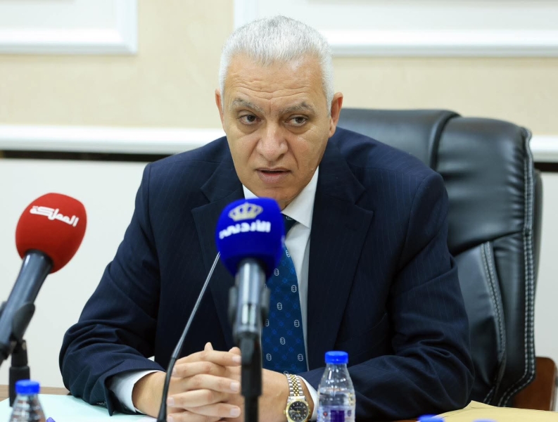 بعد وفاة عدد من المواطنين وتحذيرات الأمن العام العموش يطالب الحكومة بتشكيل لجنة للوقوف على الأسباب