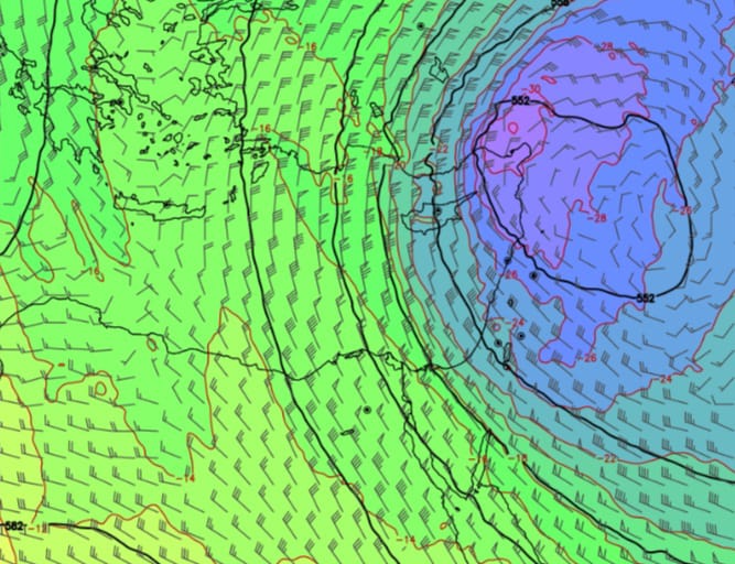 #عاجل..الأرصاد :كتلة هوائية سيبيرية تمتاز بالبرودة الشديدة تؤثر على المملكة الأربعاء مع هطولات لفترة محدودة تتركز جنوبًا... التفاصيل