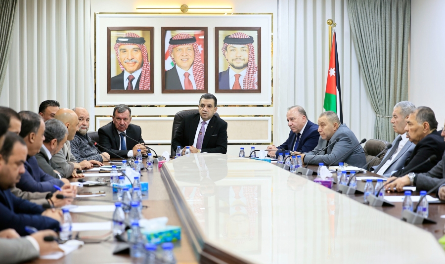 بيان مشترك صادر عن لجنة فلسطين النيابية، ودائرة الشؤون الفلسطينية، ولجان خدمات المخيمات