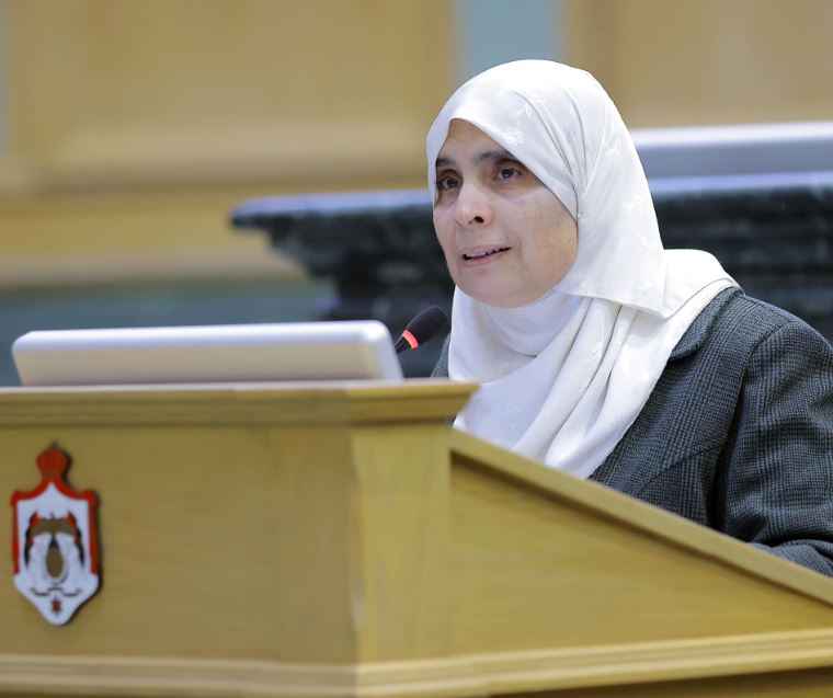 العباسي تحذر من اتفاقية تسليم مع إسبانيا وتعتبر تعريف الإرهاب فيها مساسا بالقضية الفلسطينية