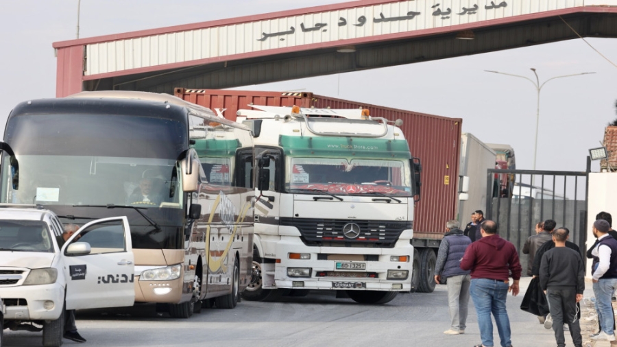 وزارة النقل : بحث ملف الشاحنات الأردنية مع الجانب السوري اليوم #عاجل