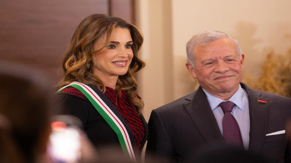 الملك والملكة يهنئان بحلول شهر رمضان المبارك