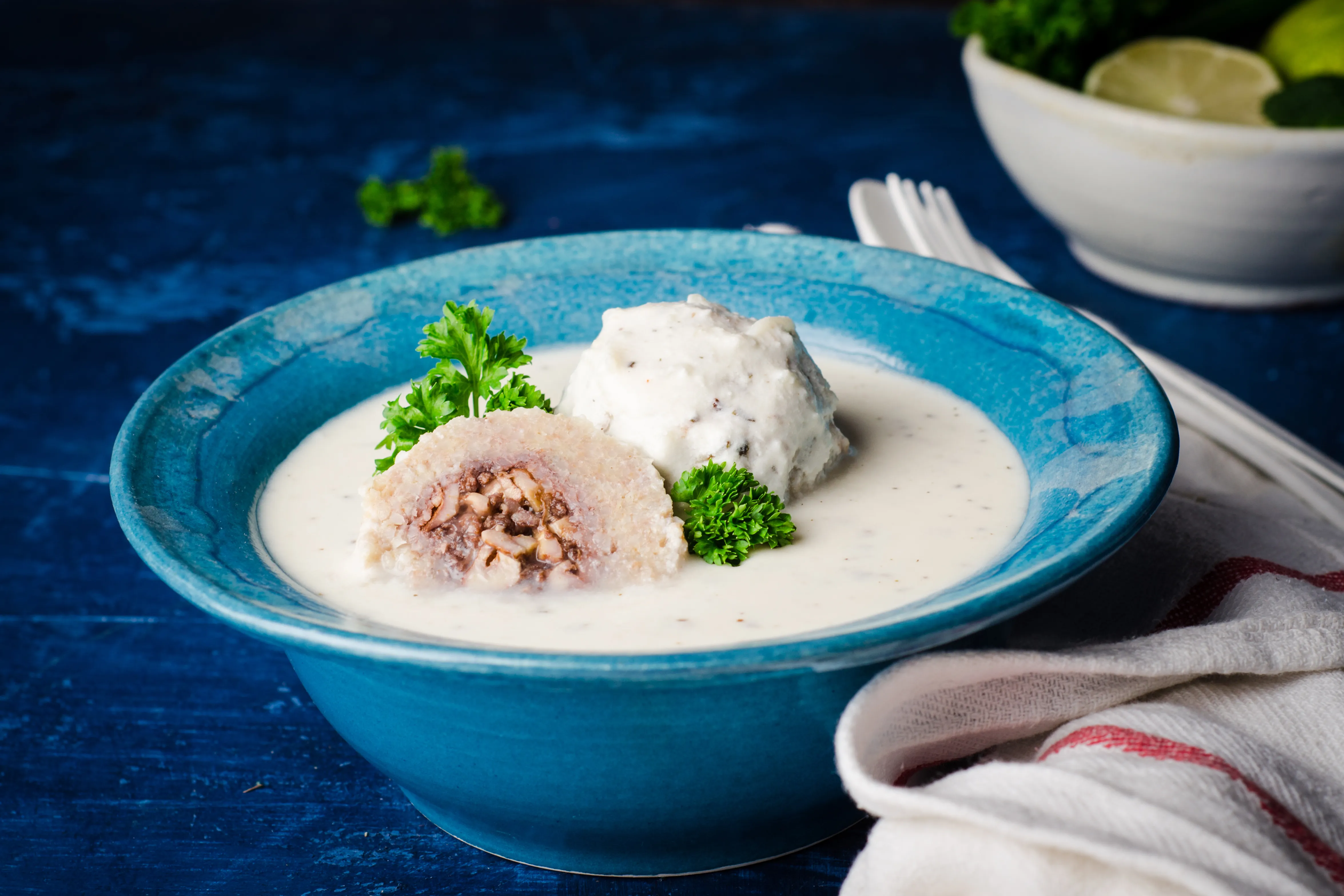 تبييض السفرة عادة رمضانية متوارثة في الساحل السوري