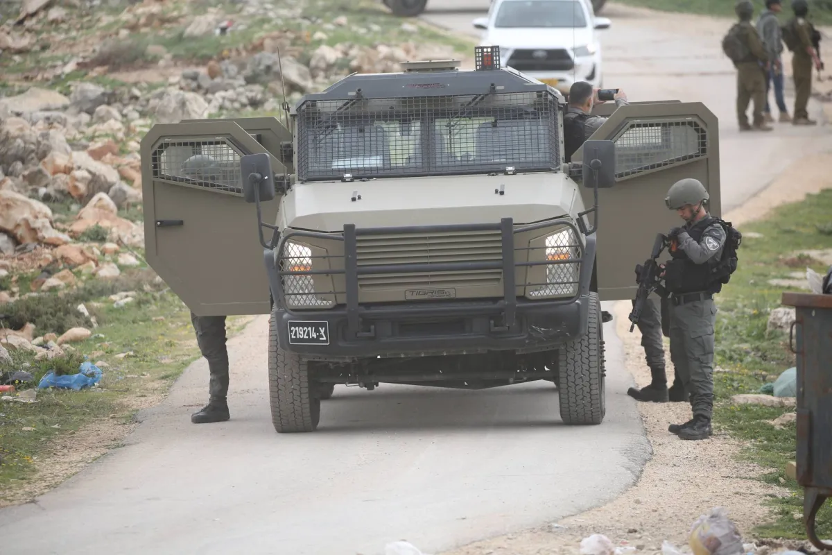 تصعيد بالضفة واعتقالات وتحذيرات من التحريض