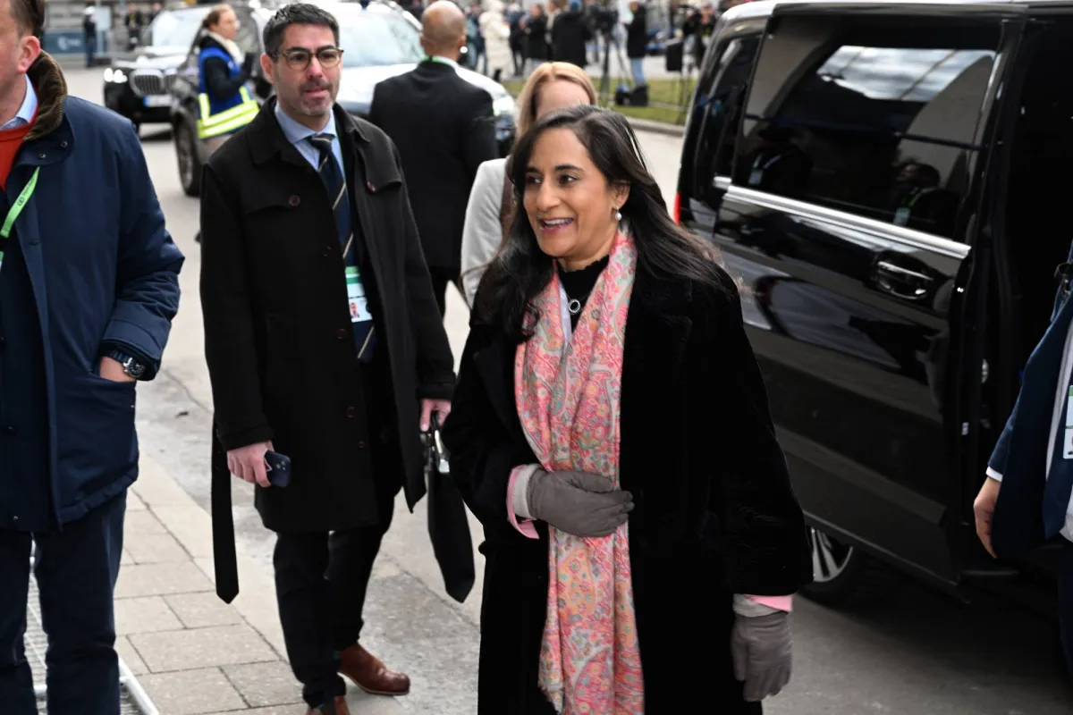 كندا تخفف العقوبات الاقتصادية عن سوريا