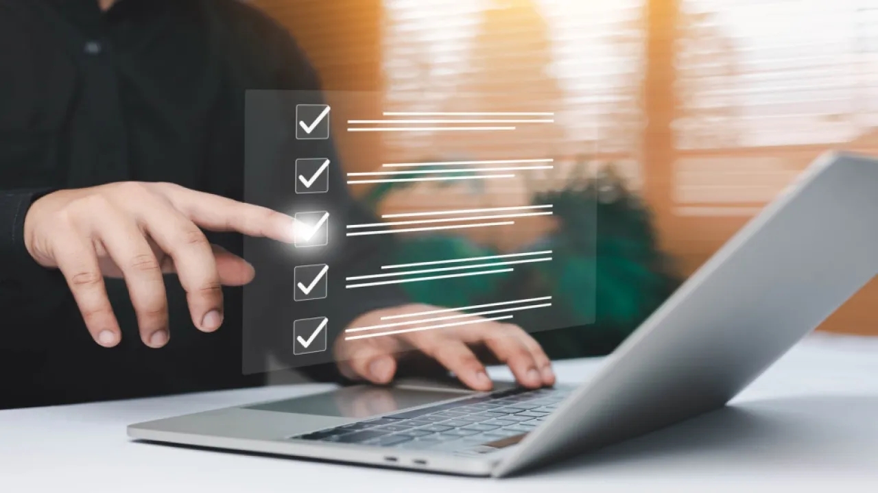 انتهاء فترة استبانة قياس آراء موظفي القطاع العام حول دوام الـ 4 أيام اليوم #عاجل