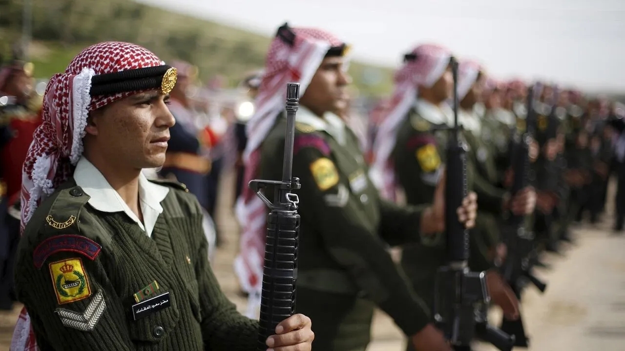 نظامان معدلان لمكافآت ضباط وأفراد القوات المسلحة #عاجل