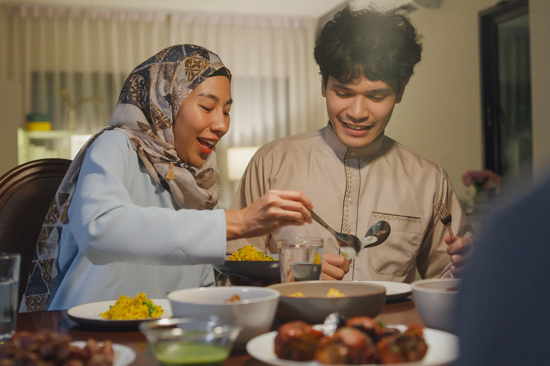 دراسات تكشف: لماذا ناكل اكثر في رمضان؟