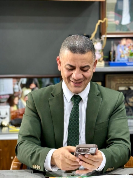 قهوة بِسُكّر !  بقلم: الدكتور  محمد يوسف أبو عمارة