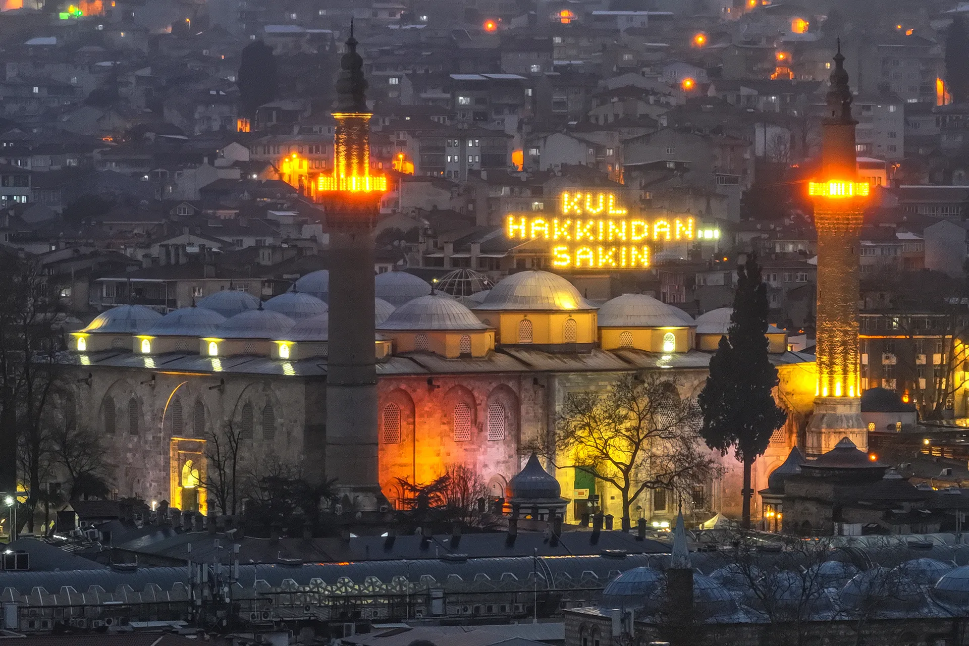 اشهر قراء تركيا يحيون ليالي رمضان بتلاوات مؤثرة