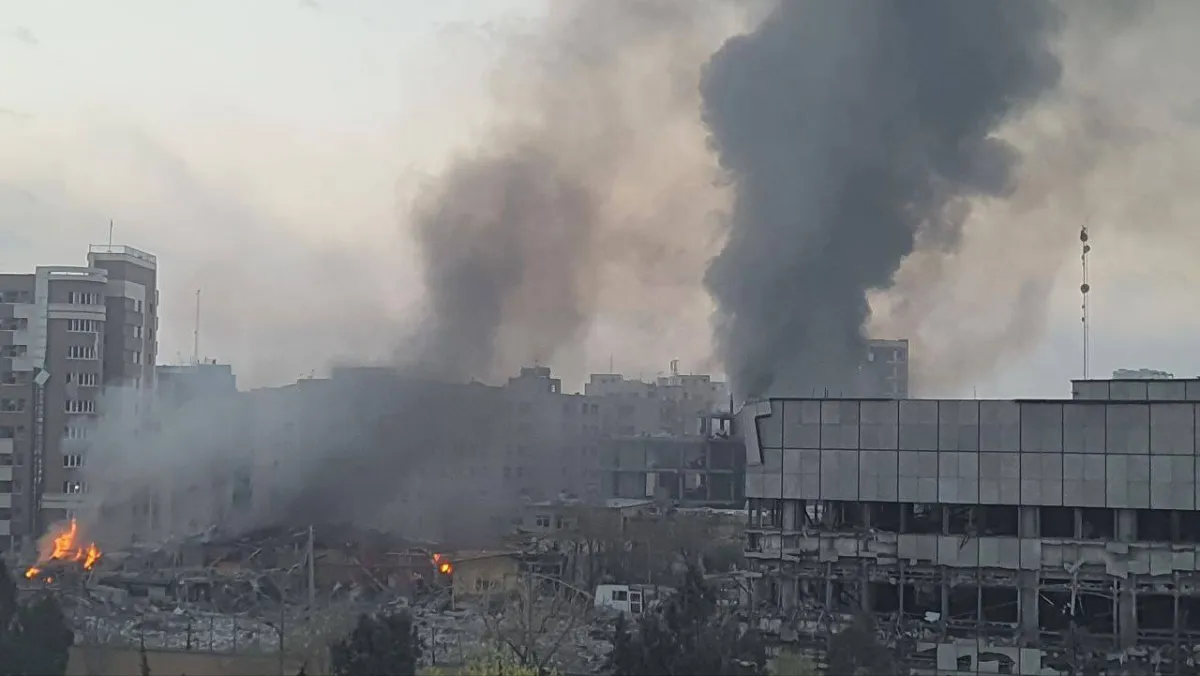 تصعيد خطير: اسرائيل توسع ضرباتها في ايران وطهران ترد برشقات صاروخية