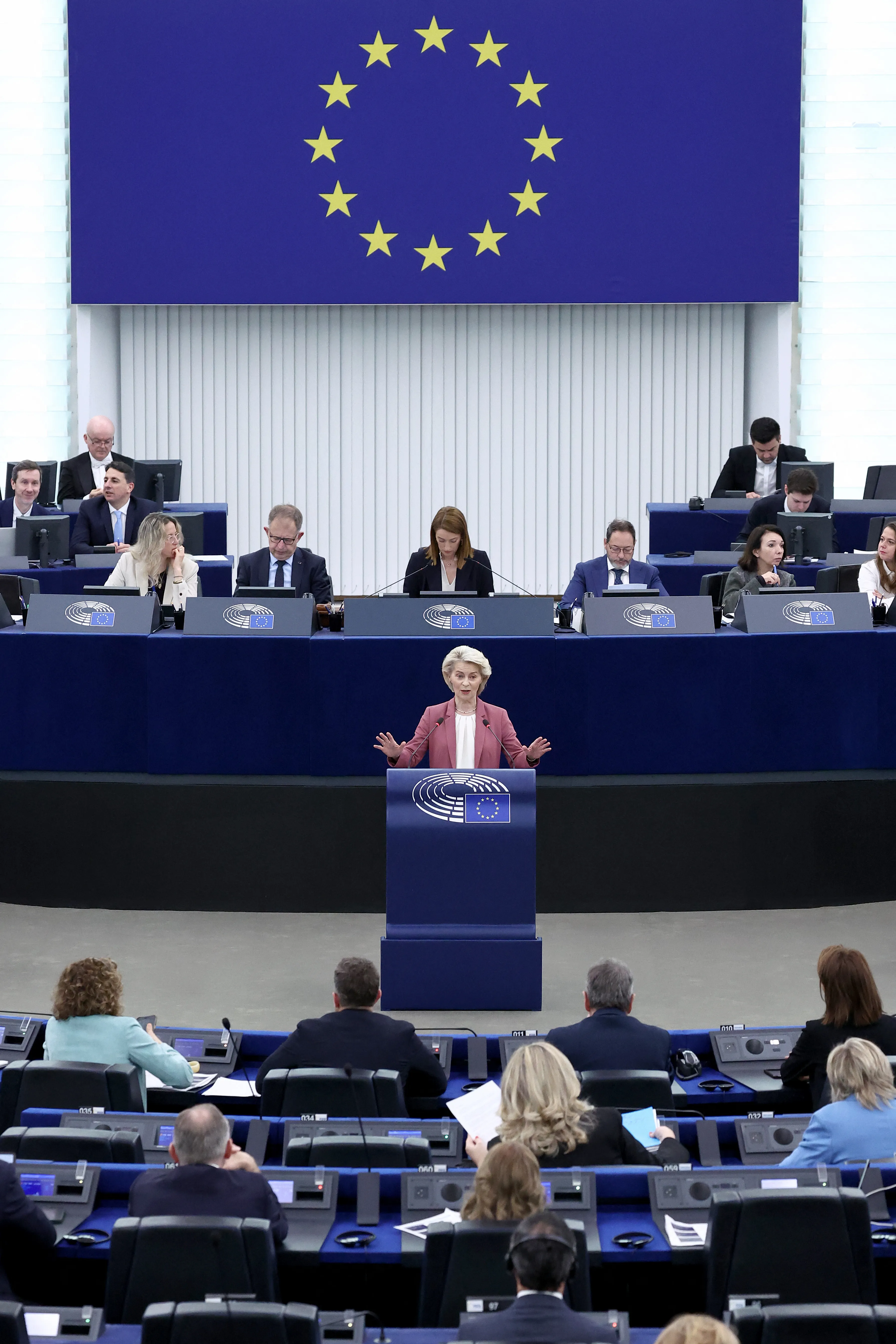 ارتفاع أسعار الطاقة يهدد أوروبا.. المفوضية تكشف التكاليف