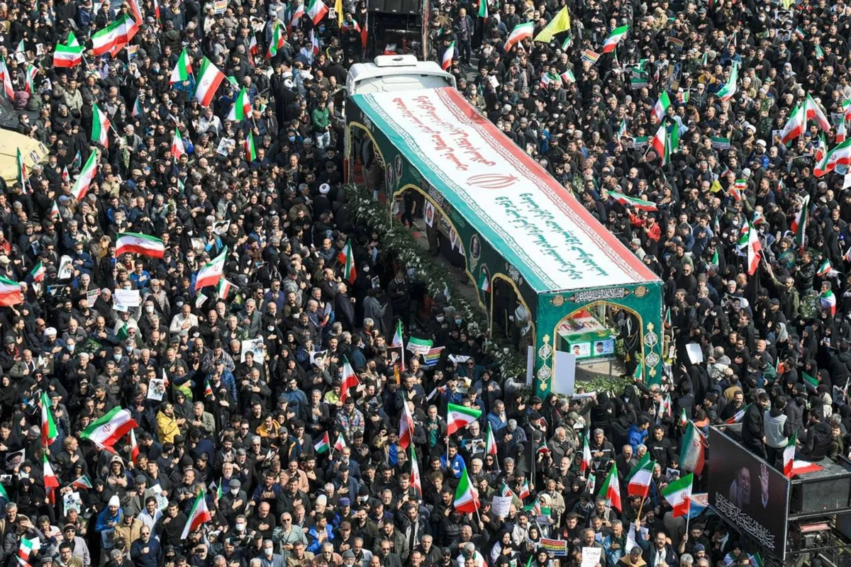 هجمات بطائرات مسيرة تستهدف قوات الأمن في طهران