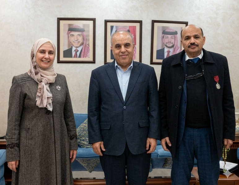 عطاءٌ يبني الأجيال: الدكتور خيرو العرقان مدير شركة 