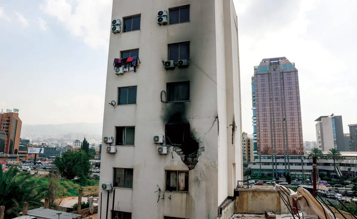 تصعيد خطير: اسرائيل تعزل جنوب لبنان وتتوعد بتدمير واسع