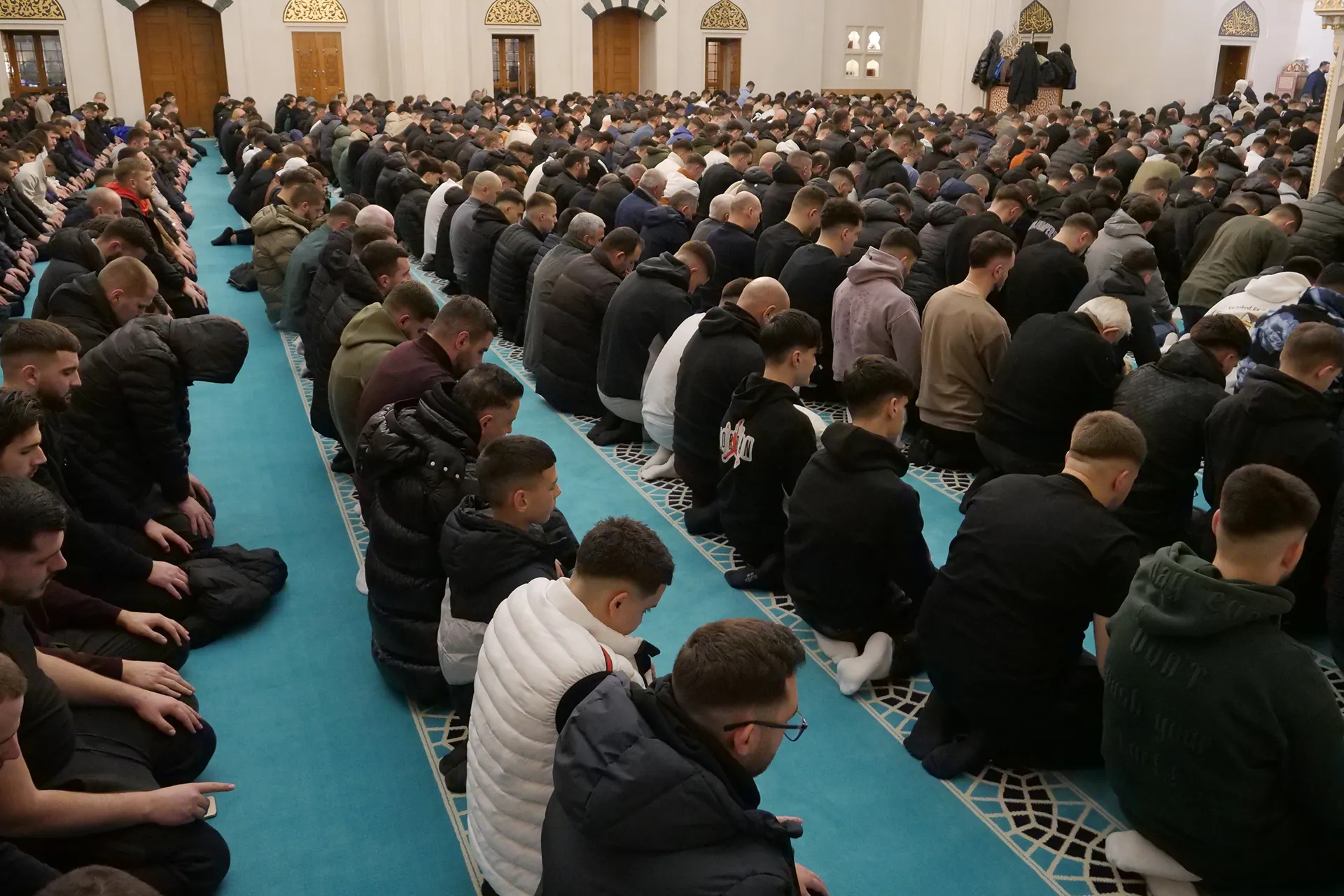 موائد رمضان في ألبانيا: تقاليد عريقة ونكهات فريدة