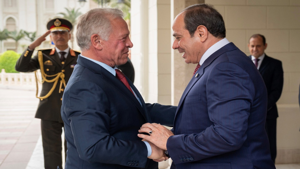 الملك والسيسي يبحثان تكثيف العمل العربي المشترك لمواجهة التحديات