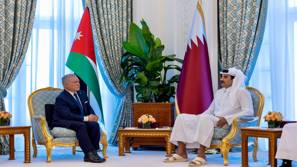 الملك وأمير قطر يبحثان المستجدات الخطيرة في المنطقة وضرورة خفض التصعيد