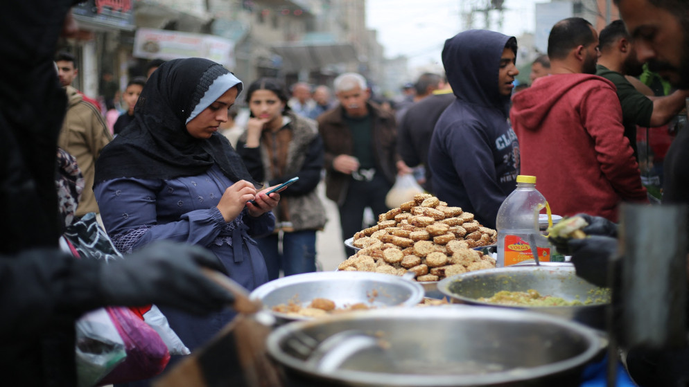 عيد الفطر تحت وطأة القلق: غارات وصفارات إنذار تخيّم على احتفالات المنطقة