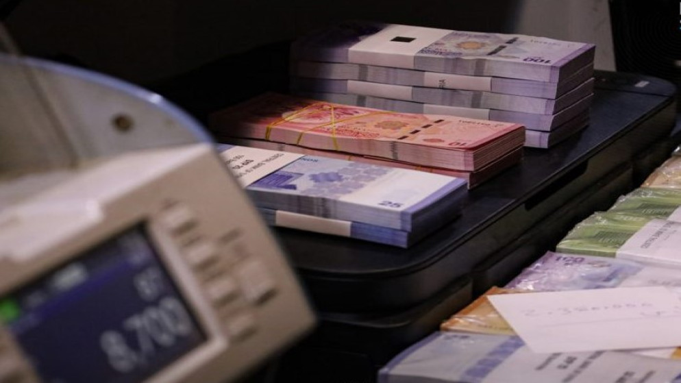 سوريا تقر موازنة تاريخية بـ 10.5 مليار دولار وتعلن خطط إعادة الإعمار