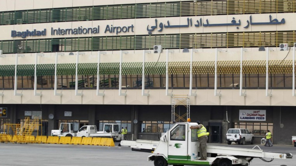 تصاعد الهجمات: 8 اعتداءات صاروخية ومسيرة تستهدف مطار بغداد الدولي
