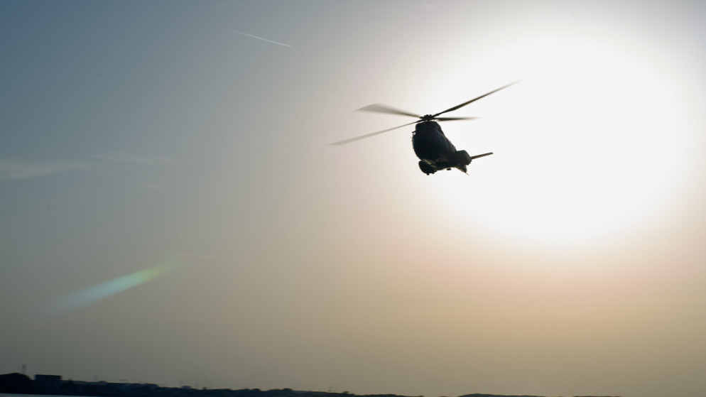 سقوط مروحية عسكرية قطرية والبحث عن الطاقم