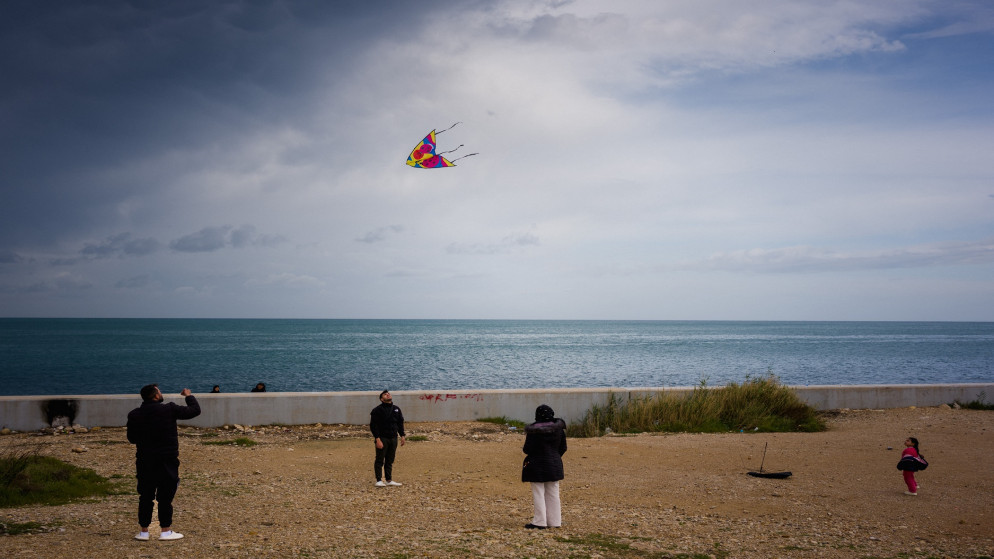 تصعيد جنوب لبنان: غارات إسرائيلية مكثفة وتدمير جسور وتهديدات بغزو بري
