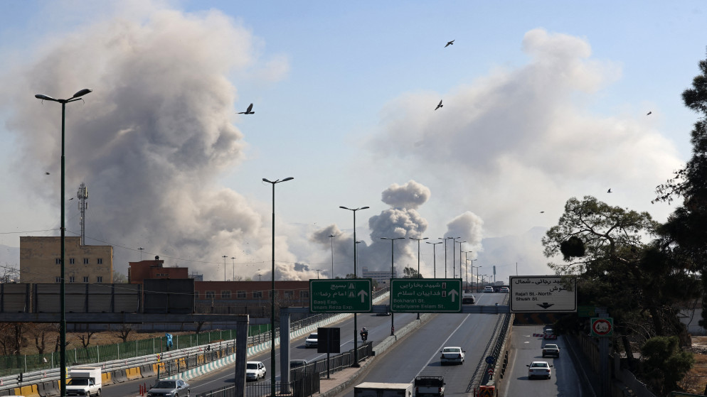 مقتل 15 شخصا في غارة جوية على مصنع بايران