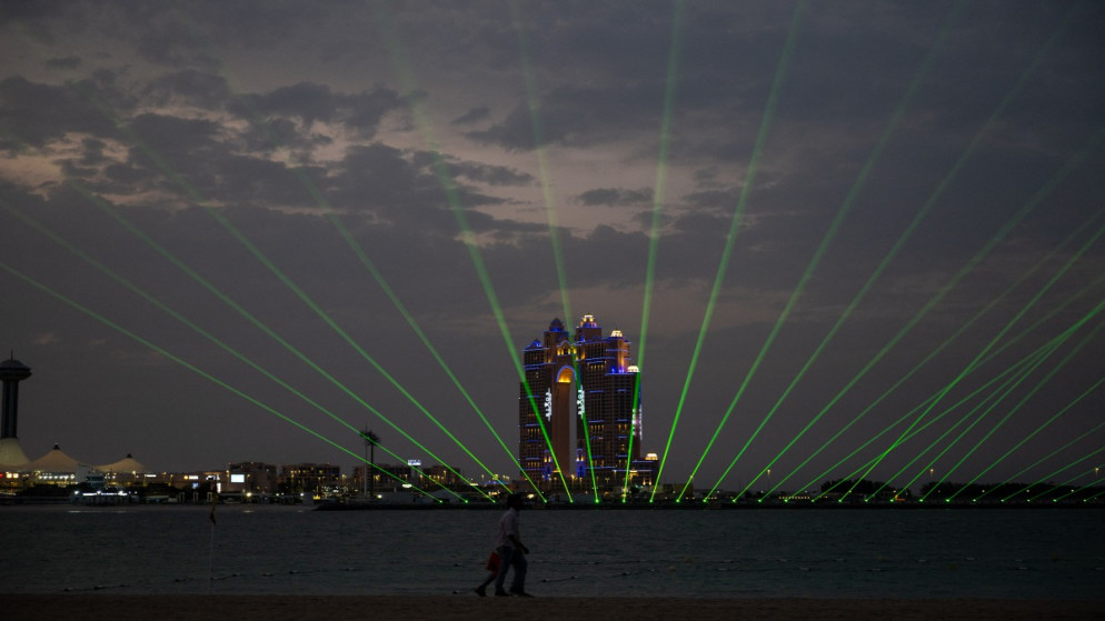 ابوظبي: اصابة شخص اثر اعتراض صاروخ باليستي في الشوامخ