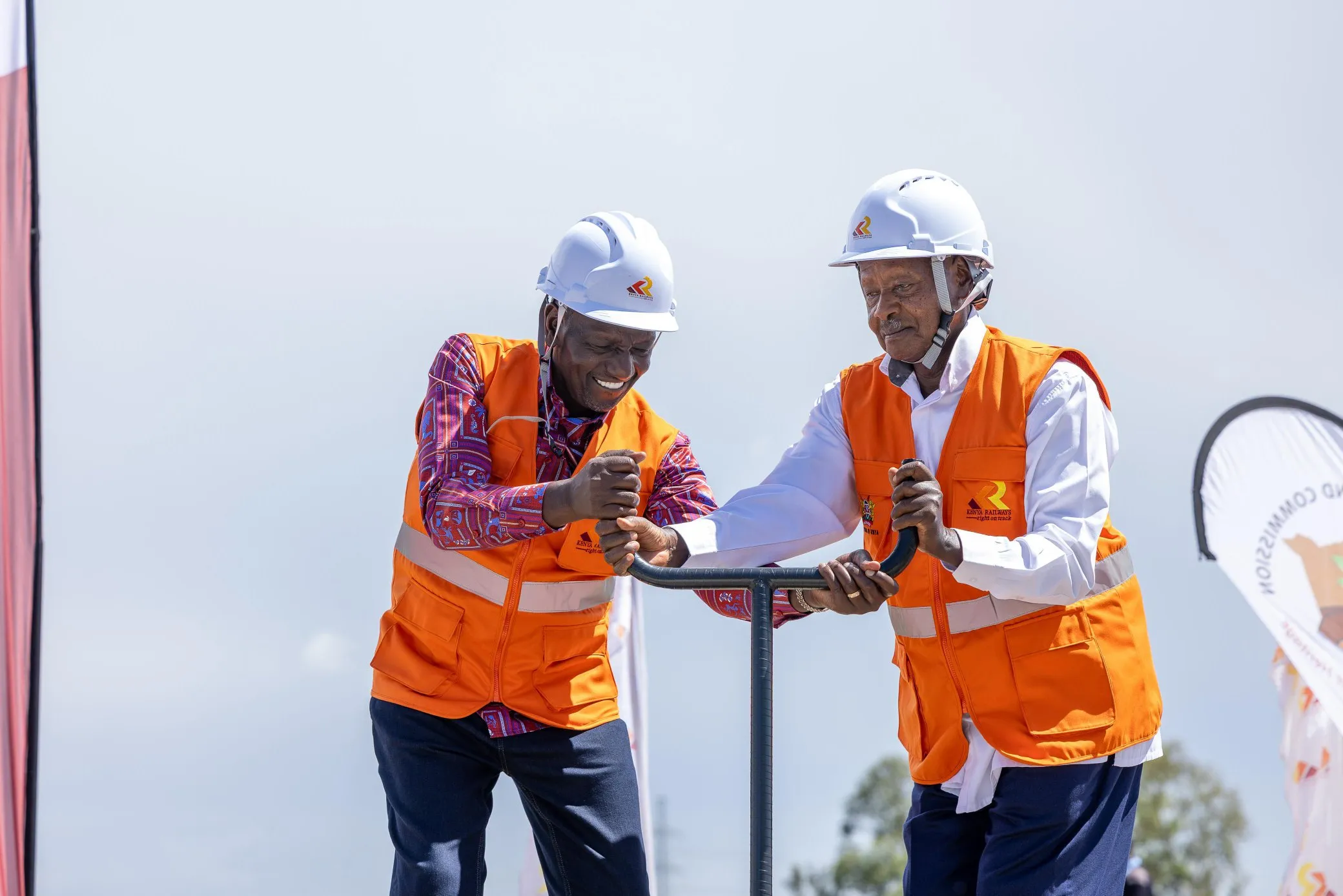 كينيا وأوغندا تطلقان مرحلة جديدة من مشروع القطار المشترك