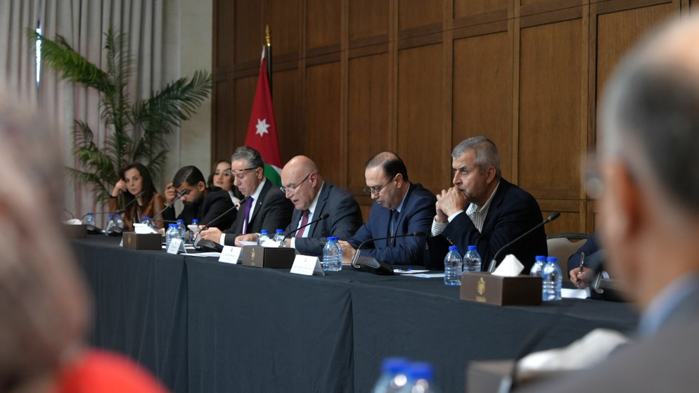 الحكومة الاردنية تطمئن المواطنين: مخزون استراتيجي آمن وإجراءات للتعامل مع تداعيات الأزمة الإقليمية