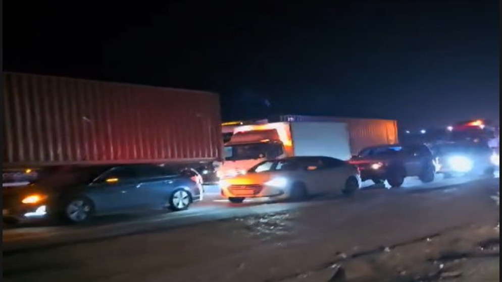 قطع مؤقت للطريق الصحراوي بسبب ارتفاع منسوب المياه