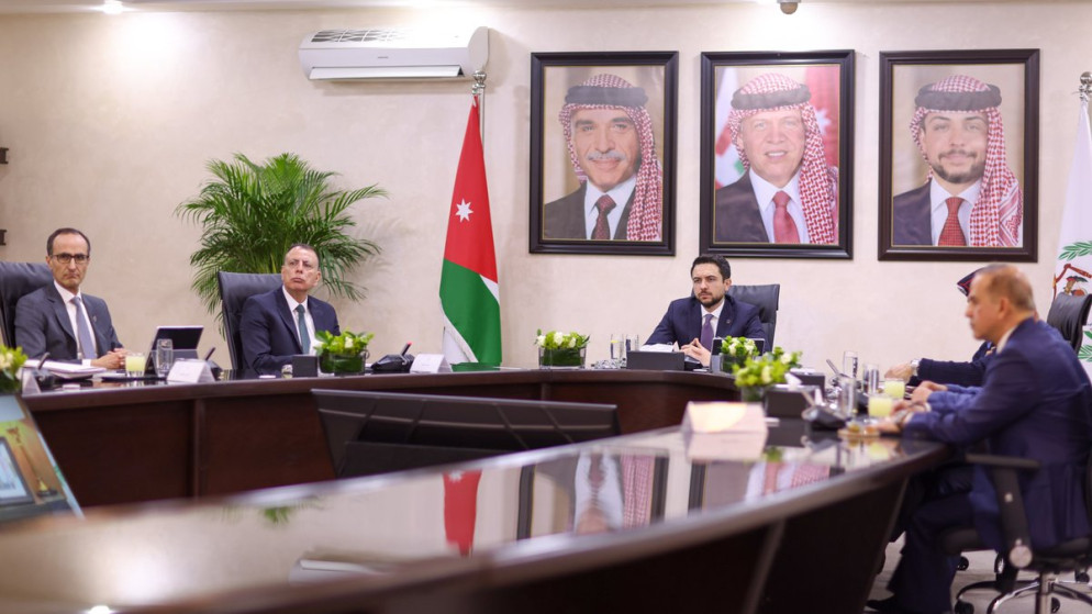 ولي العهد يؤكد أهمية التنسيق المؤسسي في ظل التطورات الإقليمية