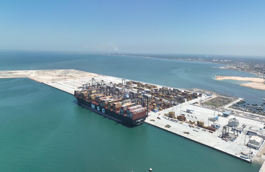 مصر تنفي شحنة عسكرية متجهة لاسرائيل عبر ميناء ابوقير