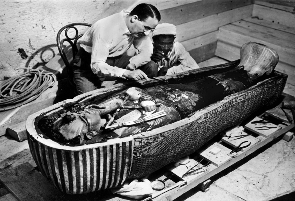 رسالة نادرة تكشف هجوم مكتشف مقبرة توت عنخ آمون على مروج لعنة الفراعنة